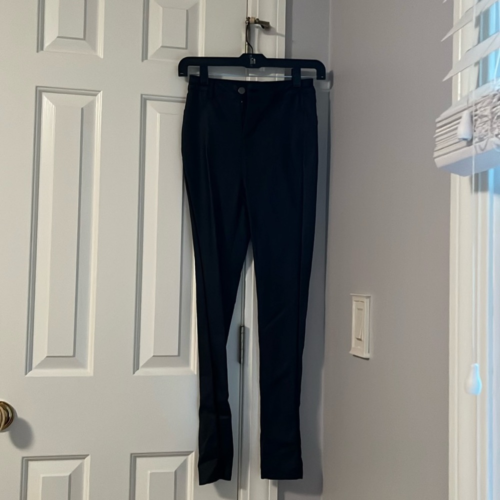 Windsor || leather pants